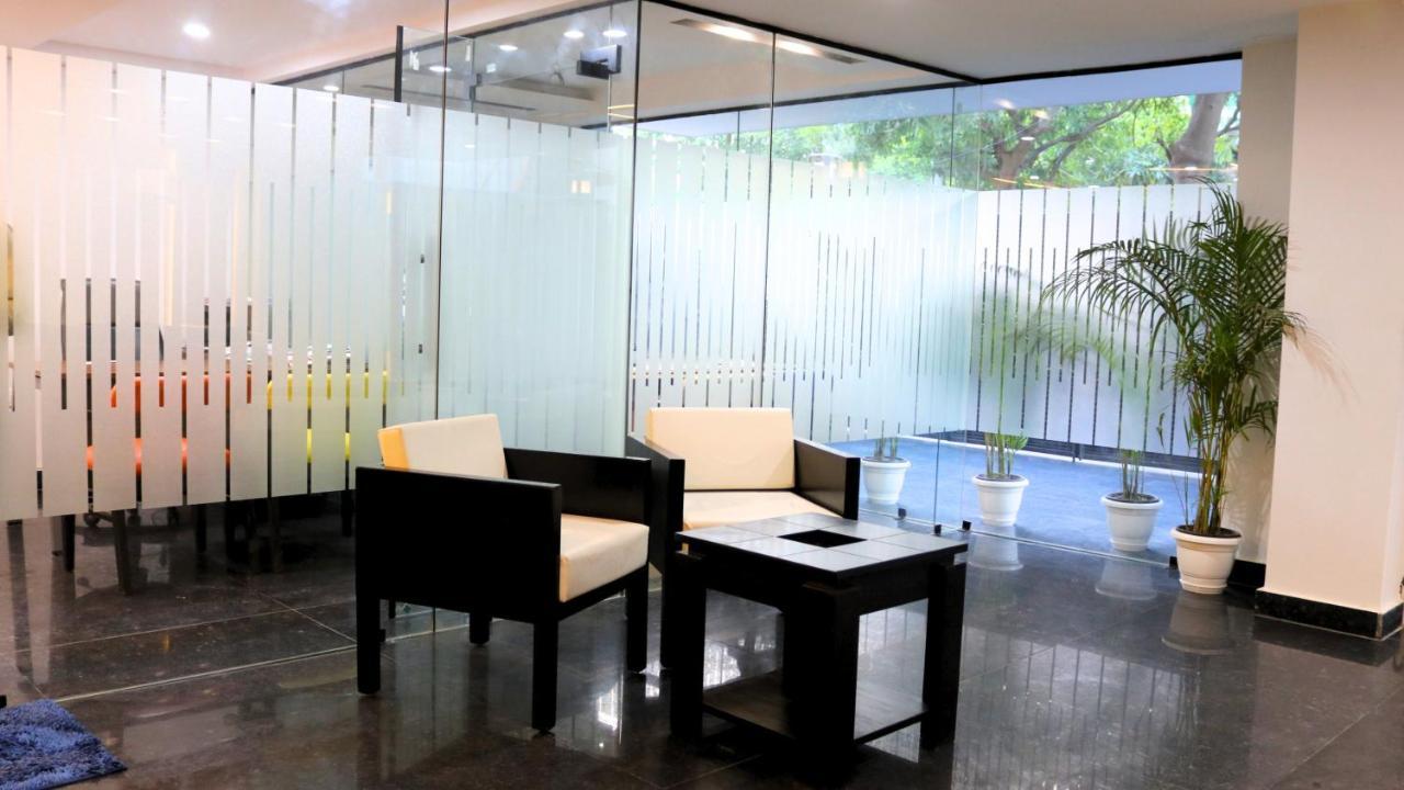 Fuji Ryokan Corporate Stays คูร์เคาน์ ภายนอก รูปภาพ