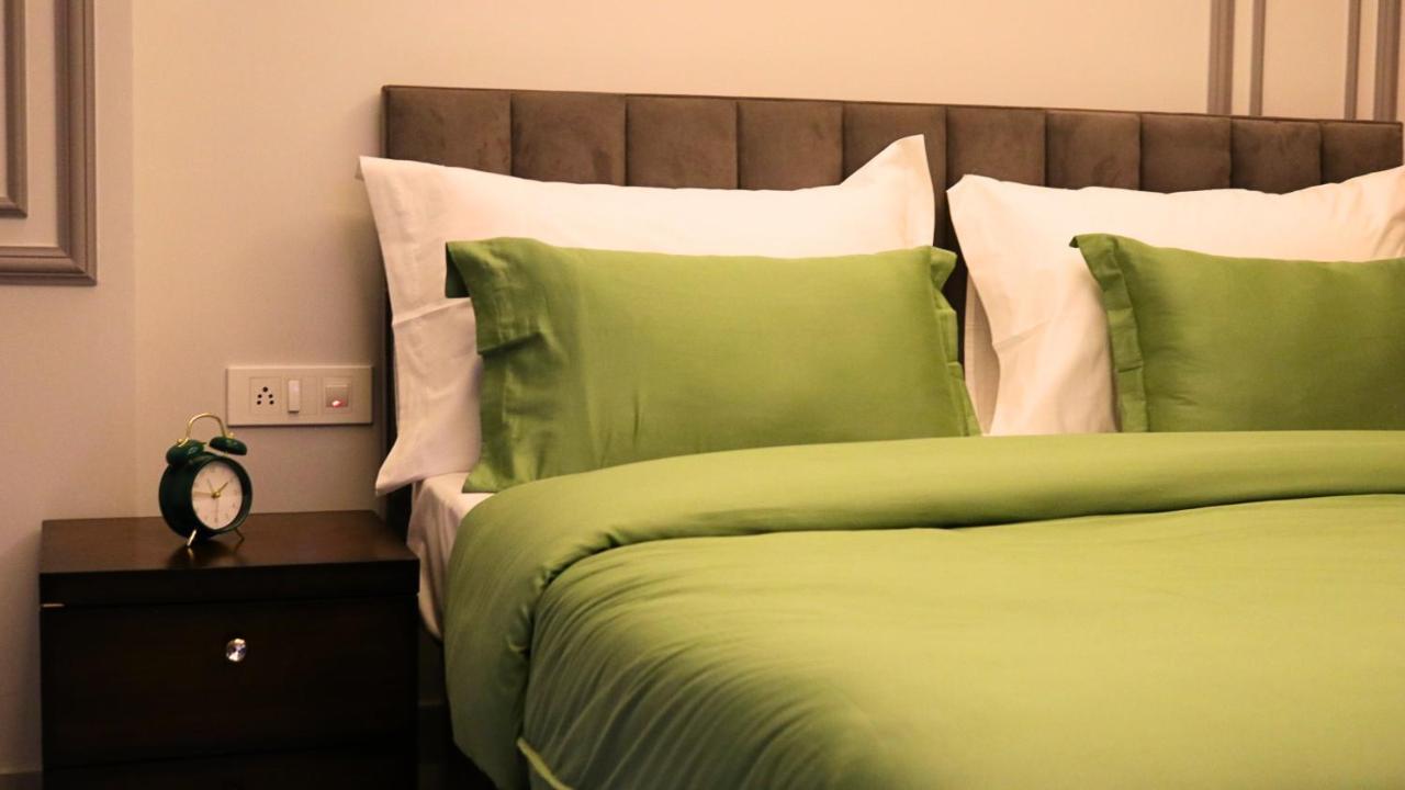 Fuji Ryokan Corporate Stays คูร์เคาน์ ภายนอก รูปภาพ