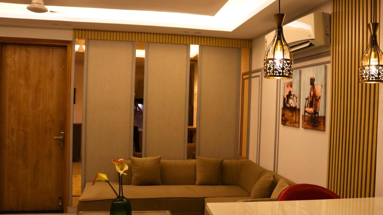 Fuji Ryokan Corporate Stays คูร์เคาน์ ภายนอก รูปภาพ