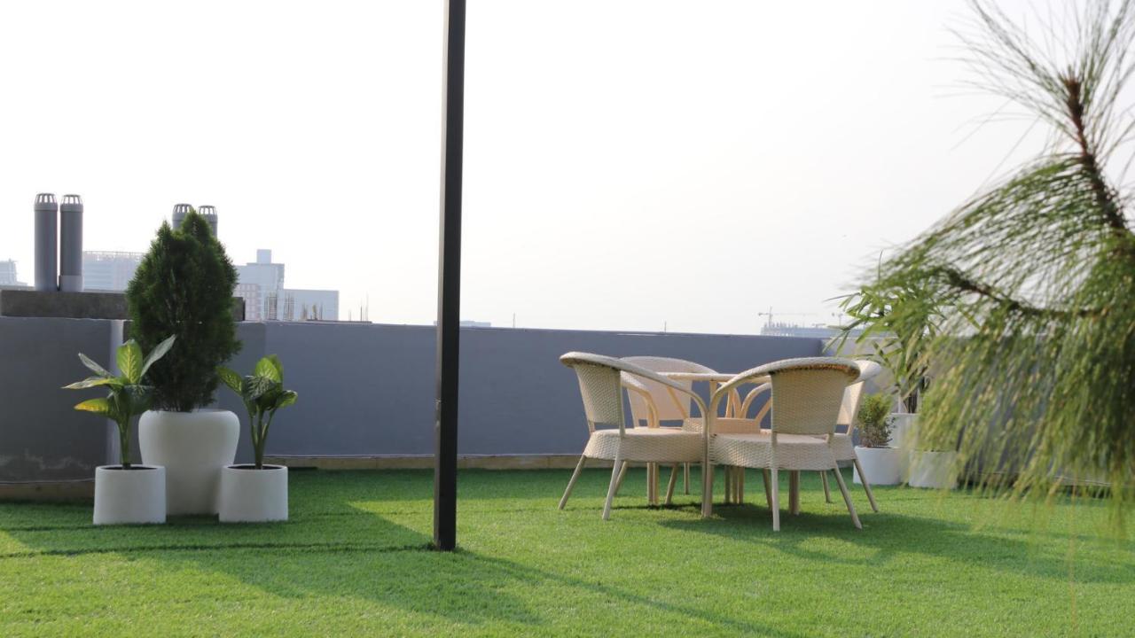 Fuji Ryokan Corporate Stays คูร์เคาน์ ภายนอก รูปภาพ