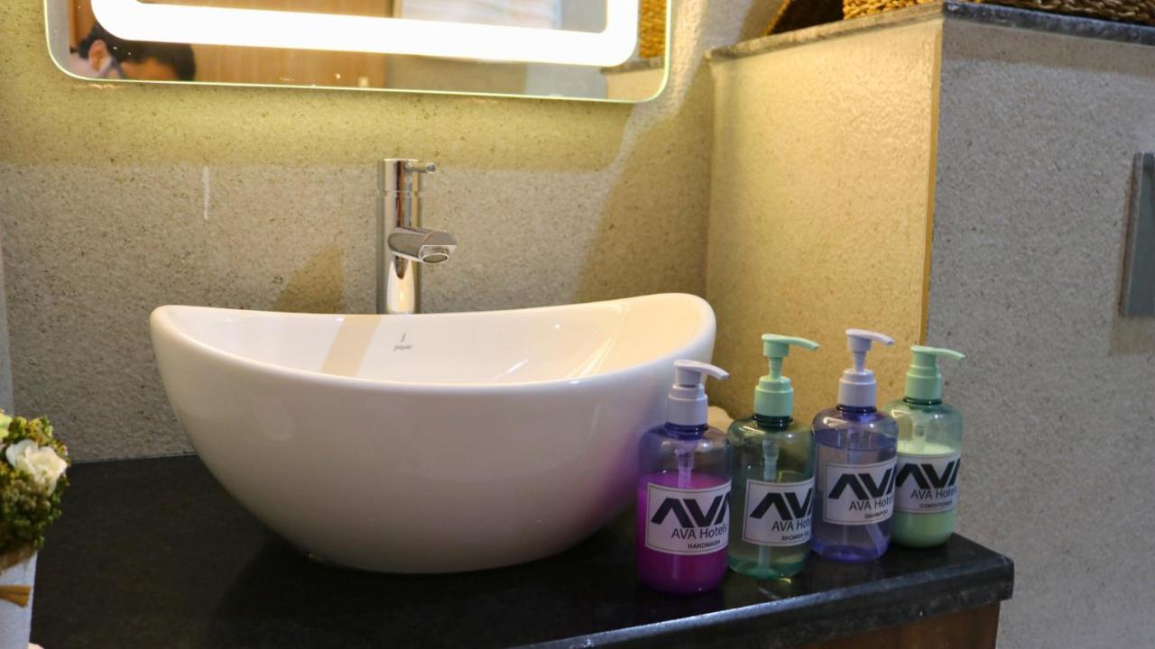 Fuji Ryokan Corporate Stays คูร์เคาน์ ภายนอก รูปภาพ