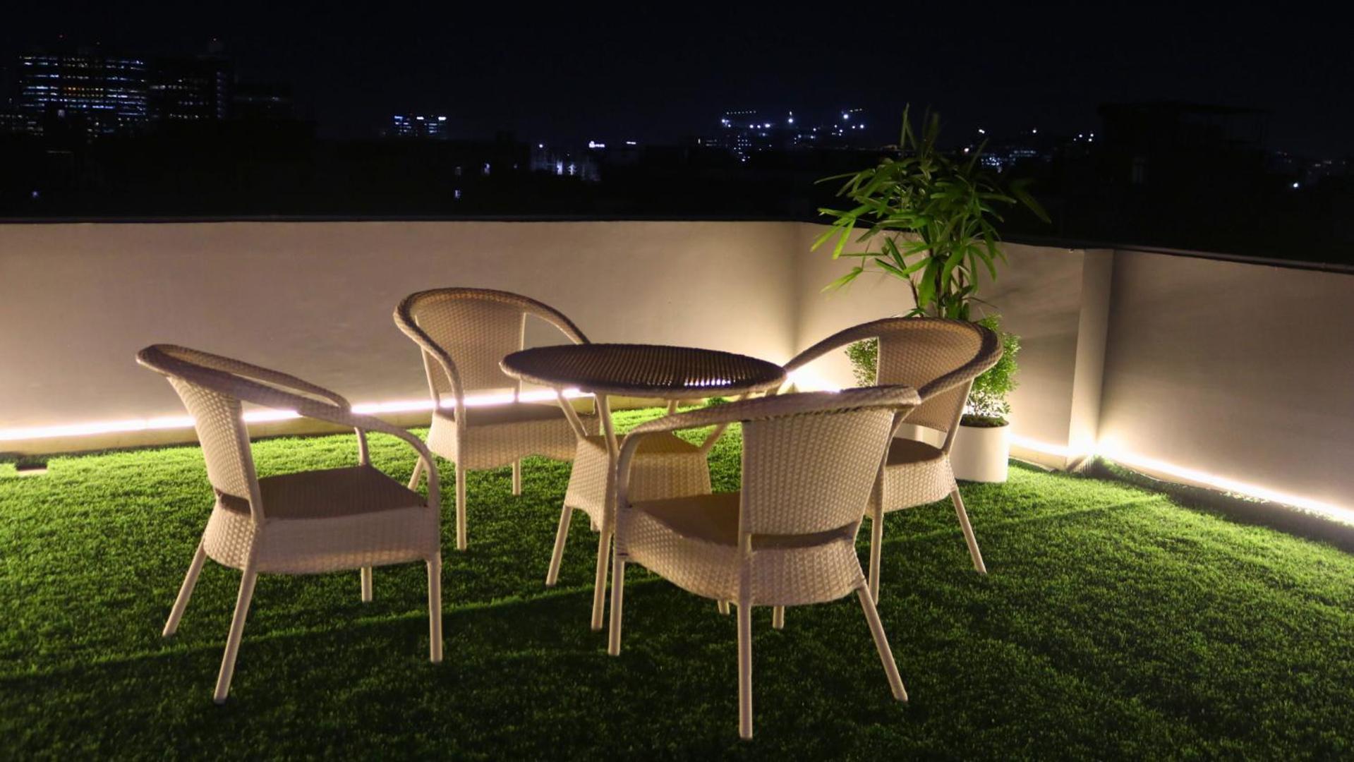 Fuji Ryokan Corporate Stays คูร์เคาน์ ภายนอก รูปภาพ